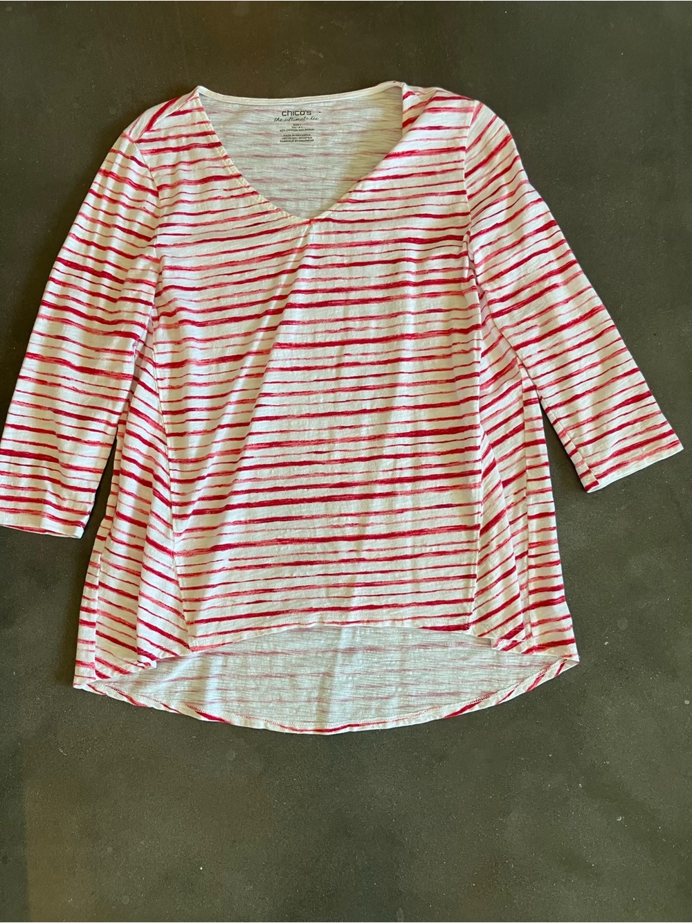 Chico's White Top with Pink Stripes V-Neck 3/4 Sleeve